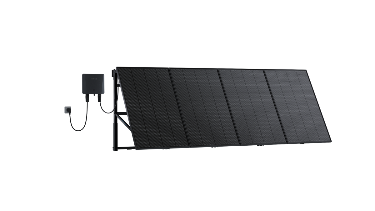 Ray 800 W Balkonkraftwerk mit vier Solarmodulen an einem Metallgeländer montiert